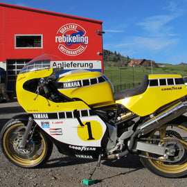 Yamaha YZR500 OW48 Kenny Roberts Rennmaschine replica 1981