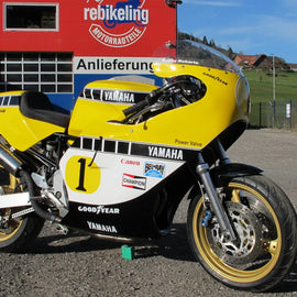 Yamaha YZR500 OW48 Kenny Roberts Rennmaschine replica 1981