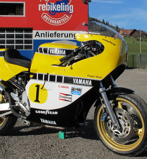 Yamaha YZR500 OW48 Kenny Roberts Rennmaschine replica 1981