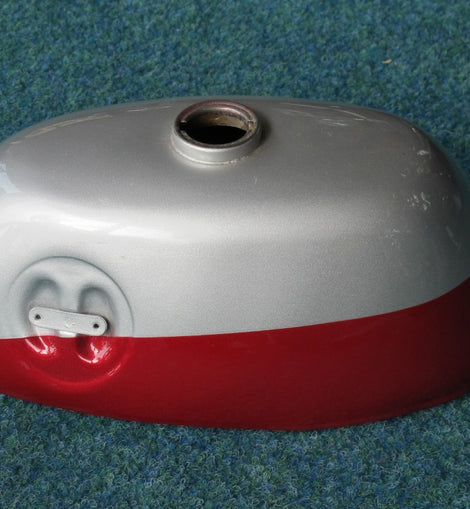 Honda CB250B4 tank petrol tank NOS