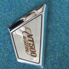 Honda VT500C PC08 Seitendeckel links chrom NOS