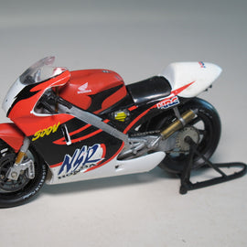 Motorradmodell 1:24 Honda NSR 500 V2